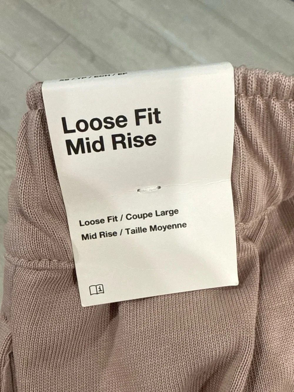 Nike Kids Mauve Joggers with White Swoosh